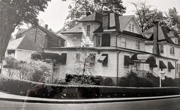 Smolenski Funeral Home 1910s